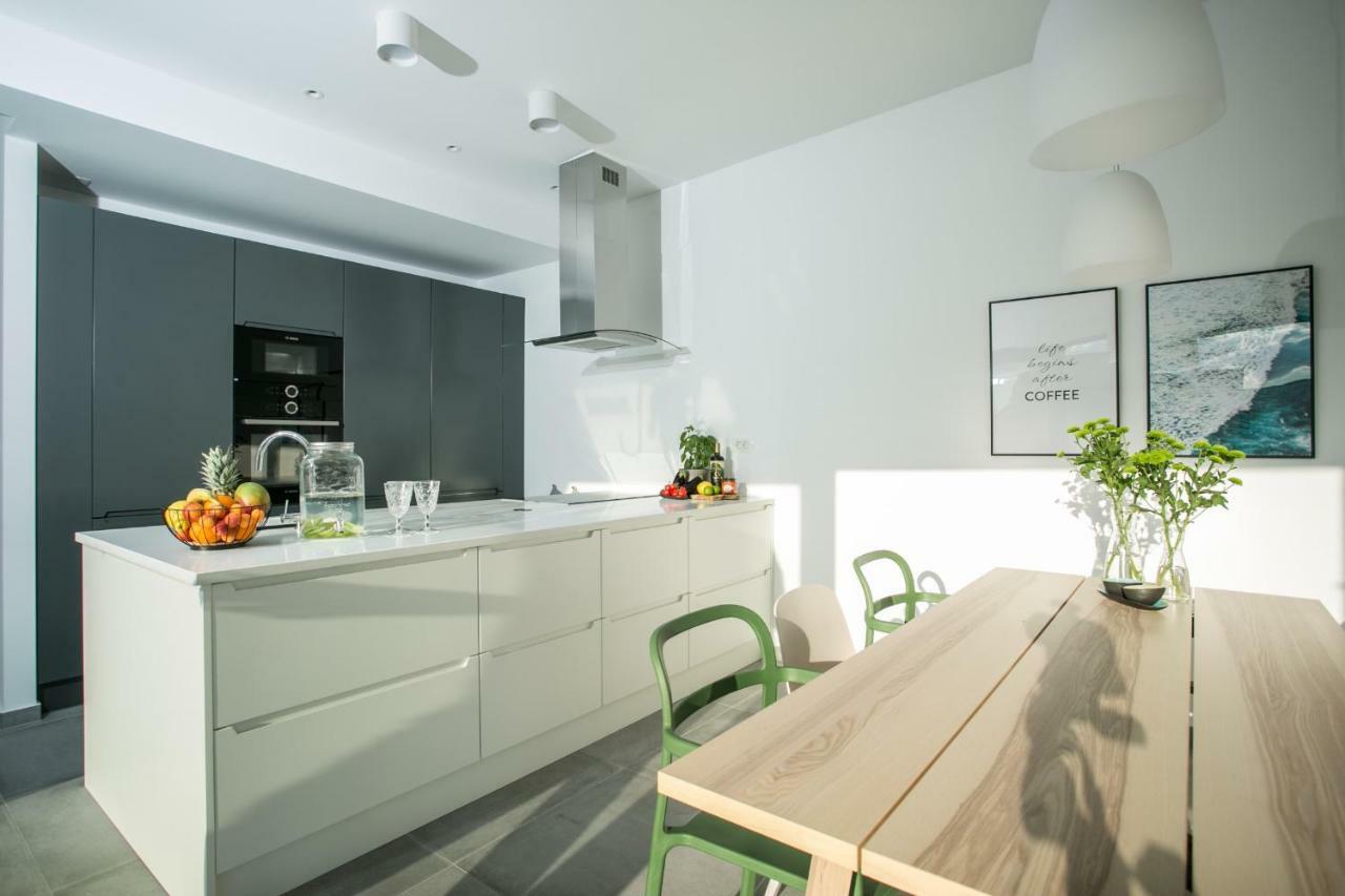 Holiday Home Olive Exclusive - 8 People, Heated Pool, Okrug Gornji, Sea View Трогир Екстериор снимка