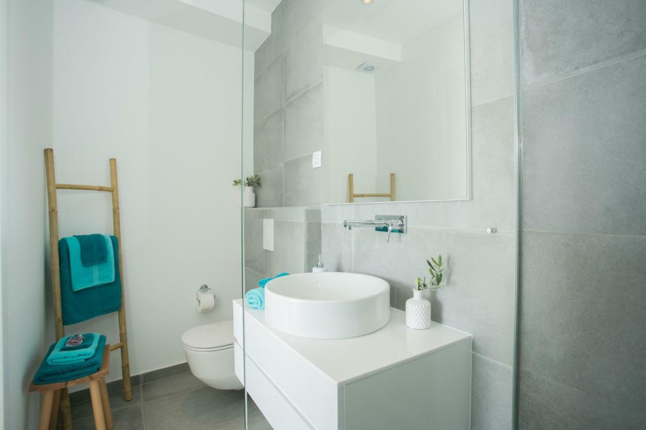 Holiday Home Olive Exclusive - 8 People, Heated Pool, Okrug Gornji, Sea View Трогир Екстериор снимка