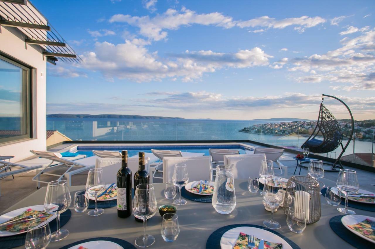 Holiday Home Olive Exclusive - 8 People, Heated Pool, Okrug Gornji, Sea View Трогир Екстериор снимка